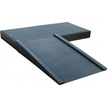 Rampe d'acc&egrave;s PE recycl&eacute; ht. 150 mm